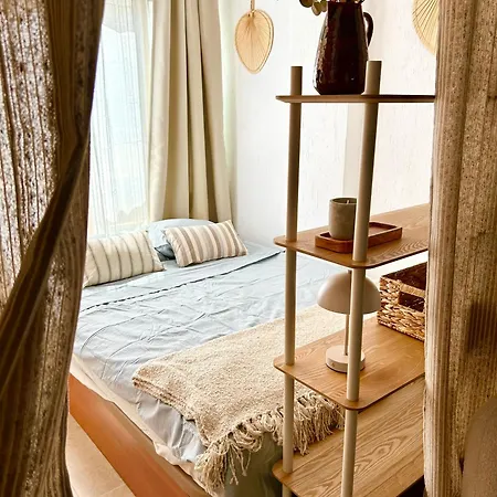 Sal Y Sol Торевьиа
